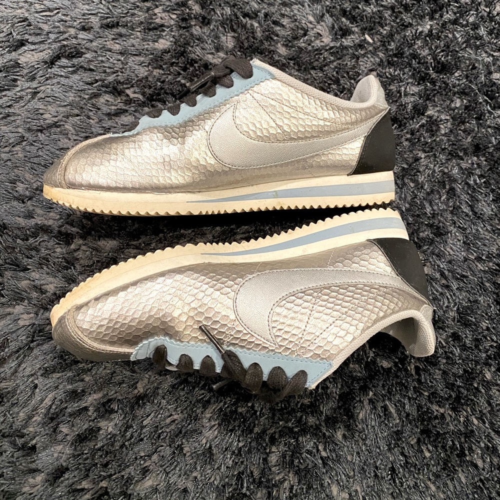 nike sneaker shoes
